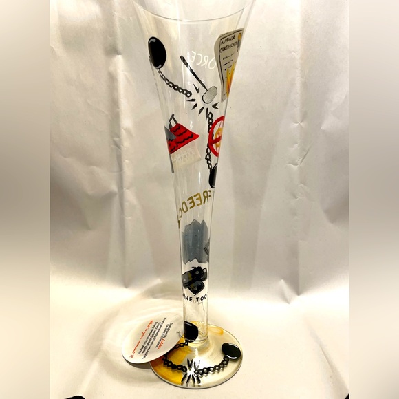 Lolita brand collection new “divorce”champagne flute - Picture 6 of 6